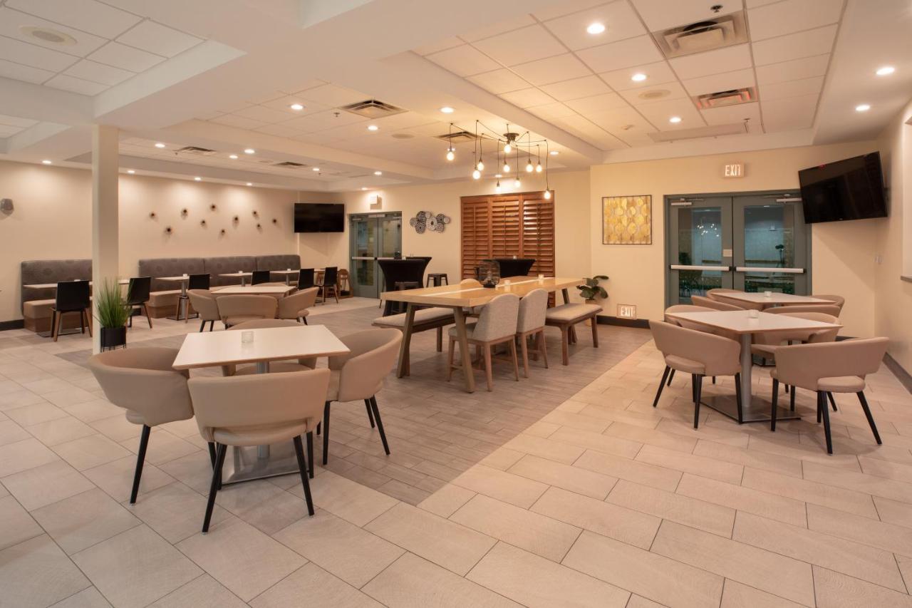 Holiday Inn & Suites Goodyear - West Phoenix Area By Ihg Екстер'єр фото