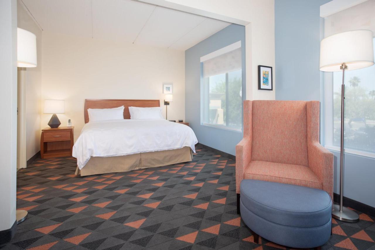 Holiday Inn & Suites Goodyear - West Phoenix Area By Ihg Екстер'єр фото