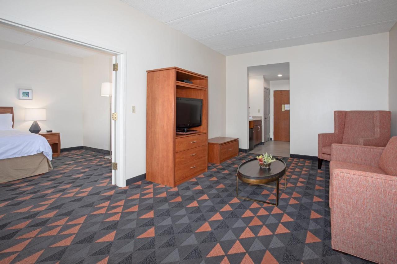 Holiday Inn & Suites Goodyear - West Phoenix Area By Ihg Екстер'єр фото