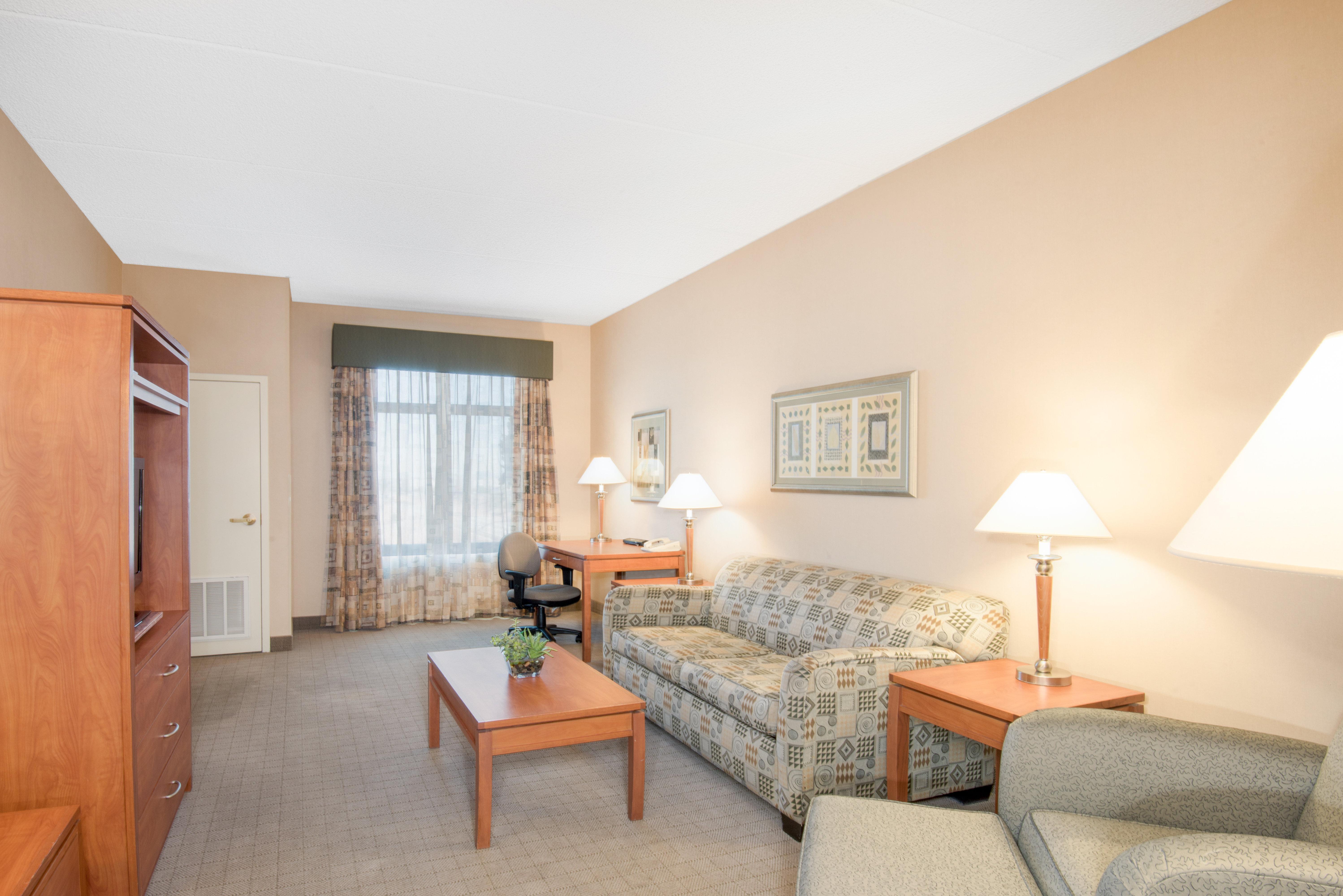 Holiday Inn & Suites Goodyear - West Phoenix Area By Ihg Екстер'єр фото