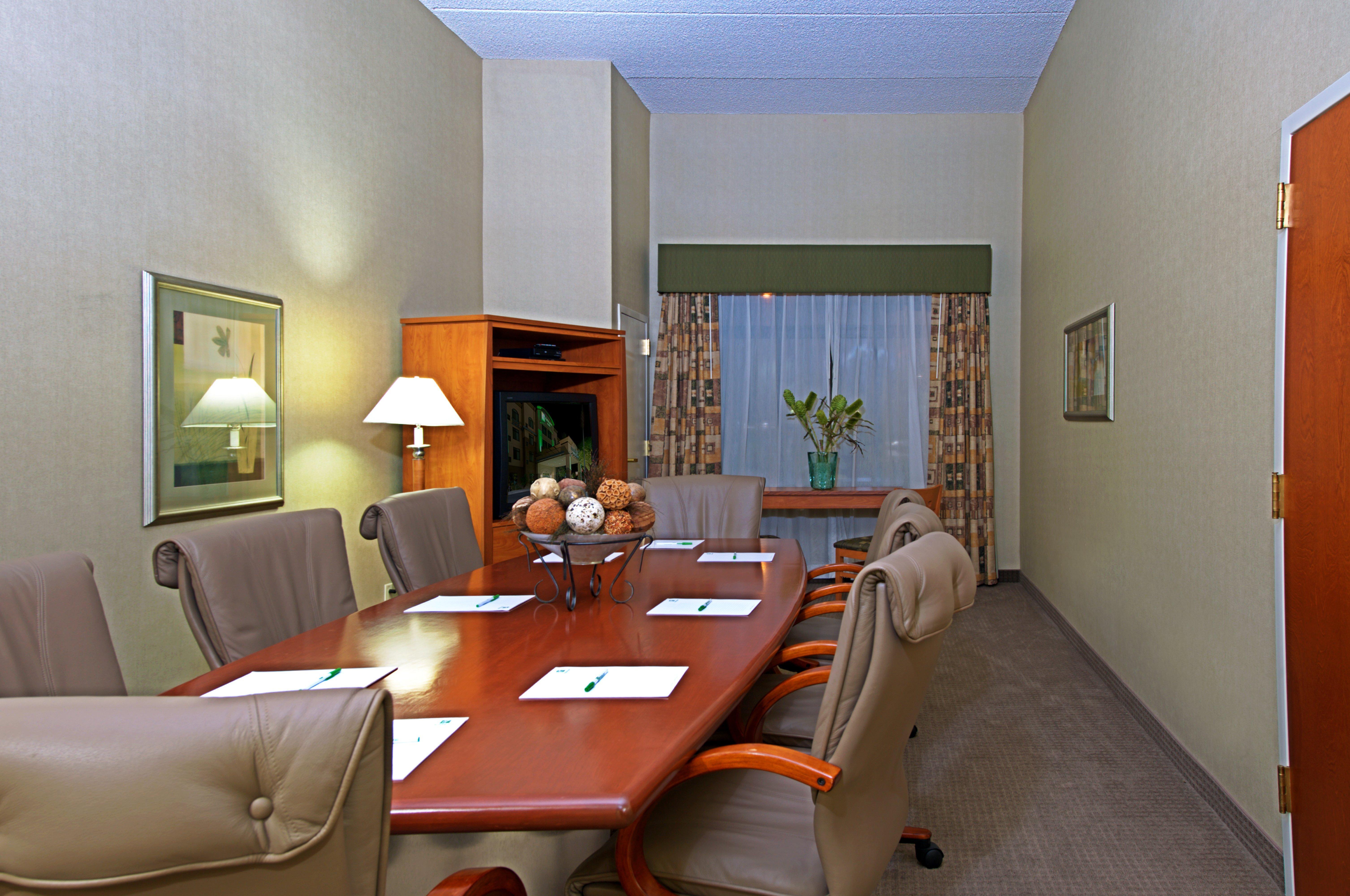 Holiday Inn & Suites Goodyear - West Phoenix Area By Ihg Екстер'єр фото
