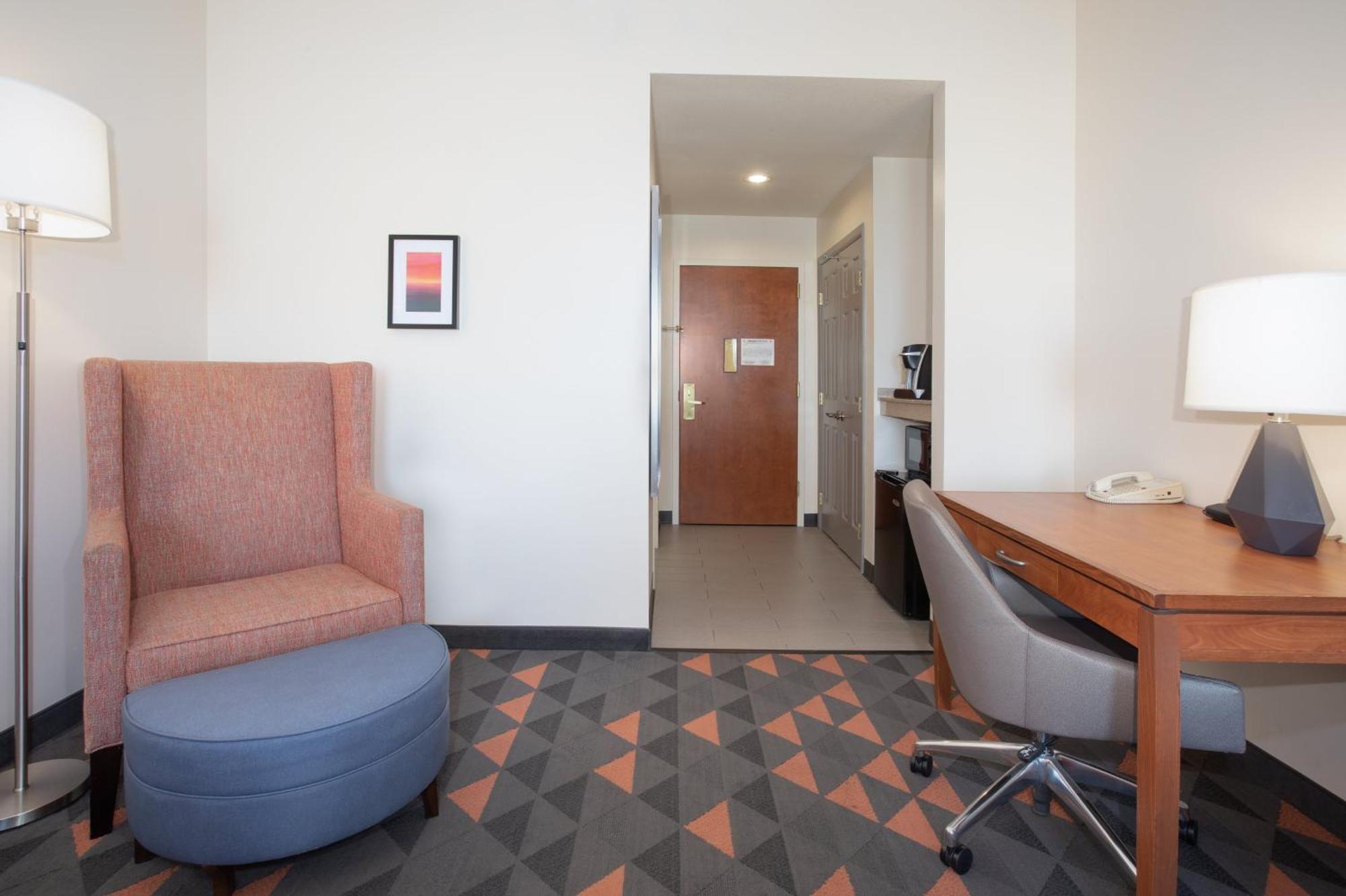Holiday Inn & Suites Goodyear - West Phoenix Area By Ihg Екстер'єр фото